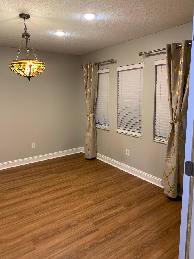 Cheerful 3 Bed House In A Cul- De-Sac! Villa Tampa Exterior photo