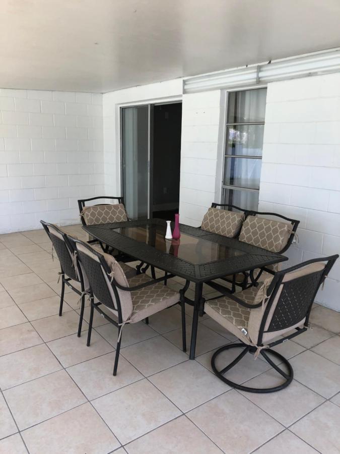 Cheerful 3 Bed House In A Cul- De-Sac! Villa Tampa Exterior photo