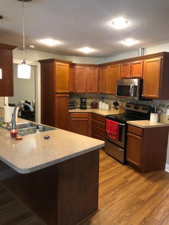 Cheerful 3 Bed House In A Cul- De-Sac! Villa Tampa Exterior photo